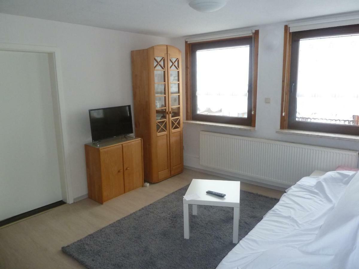 Ferienwohnung im gelben Haus Brotterode Exterior foto